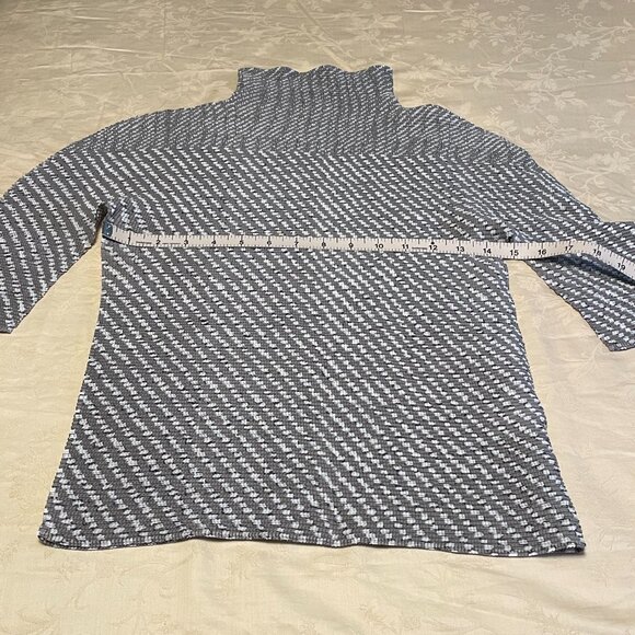 Issey Miyake Mock Turtleneck Medium - Picture 4 of 5